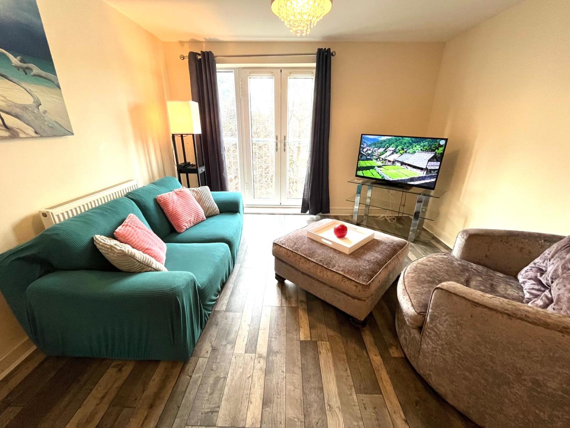 Spacious Two Bedrooms Apartment For Business And Holiday Portsmouth Extérieur photo